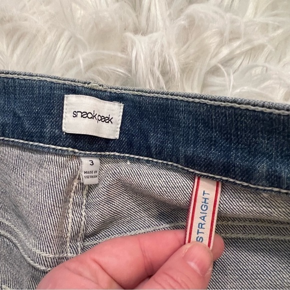 Sneak Peek Straight Leg Jean Medium wash - Picture 10 of 11